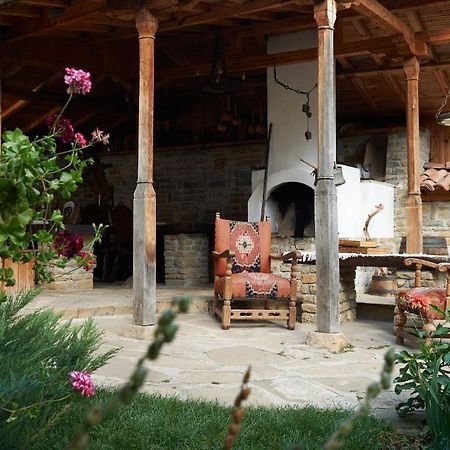 Zheravna Ecohouse Hotel Exterior photo